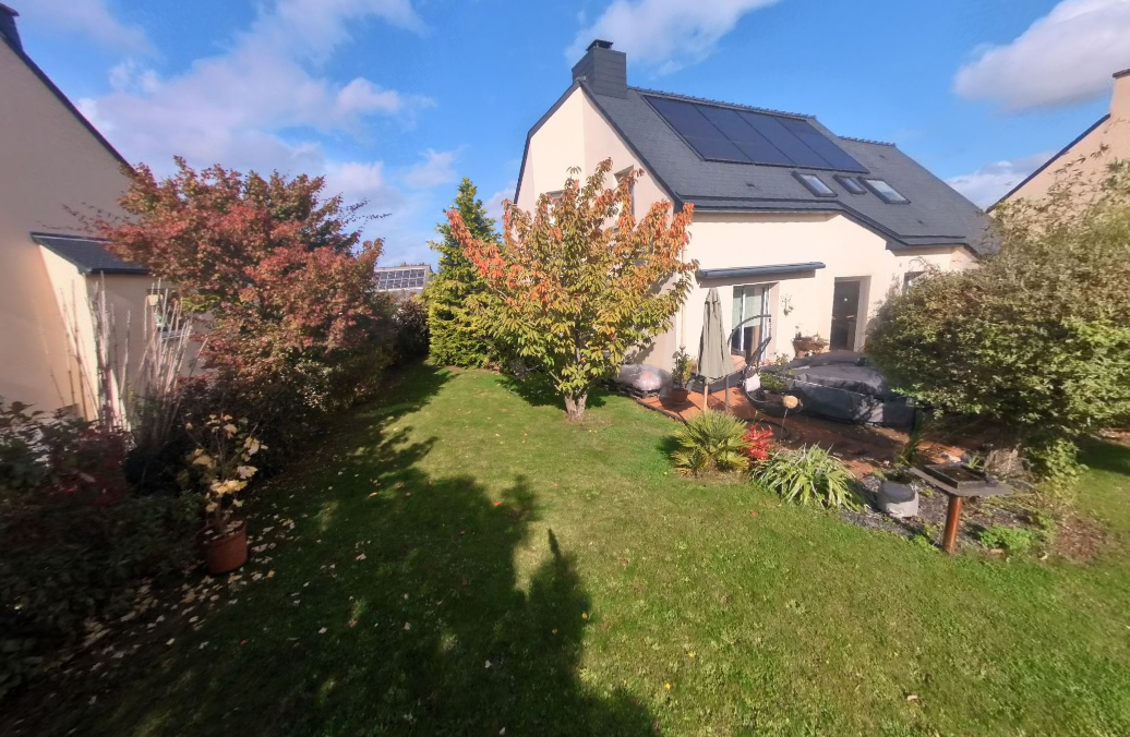 Photo avant extension de maison à Monfort sur meu – 1 salon de 21 m² par Ouest Extension