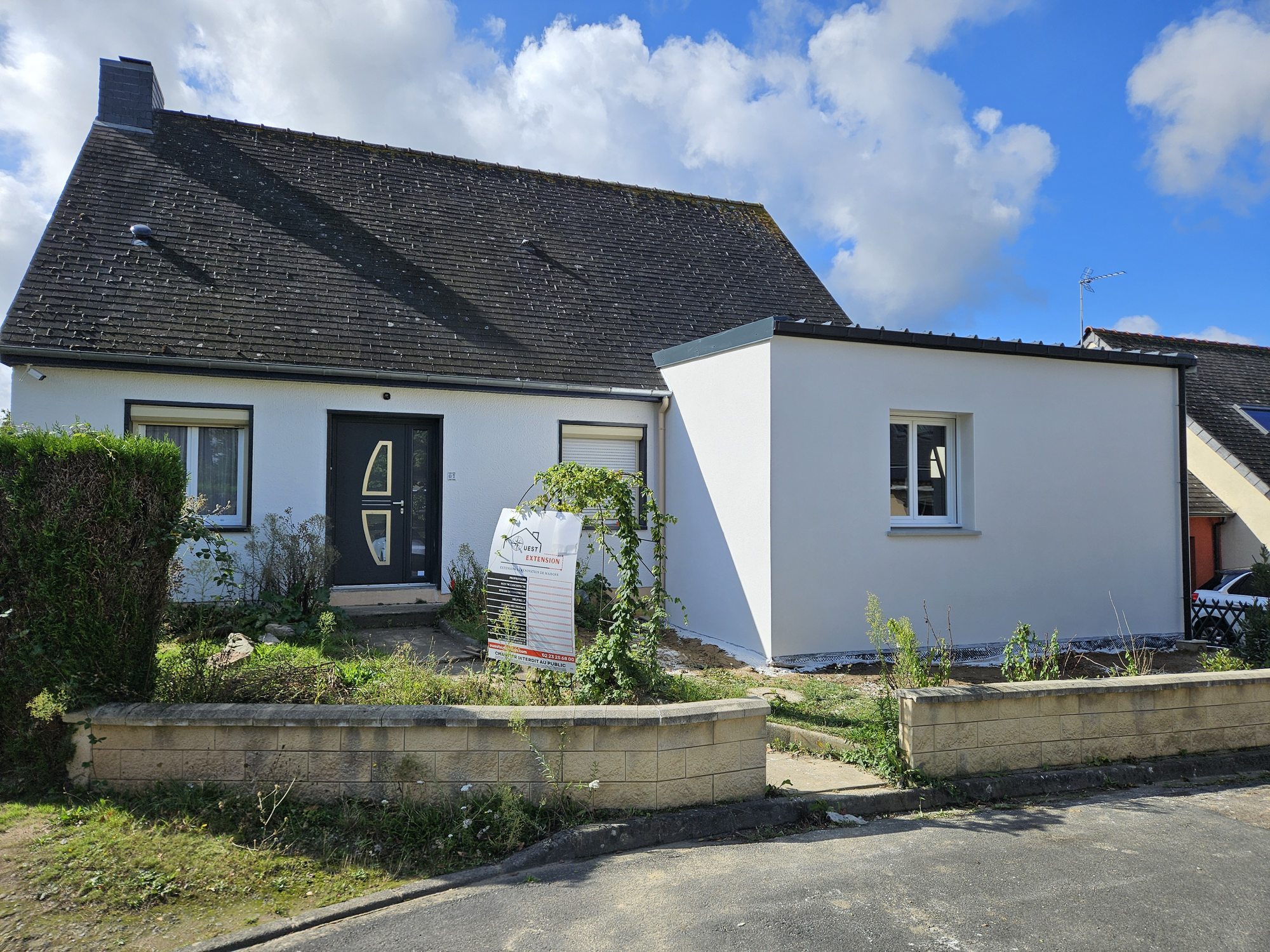 Photo après extension terminée à La chapelle thouarault – Chambre de 12 m² livrée par Ouest Extension