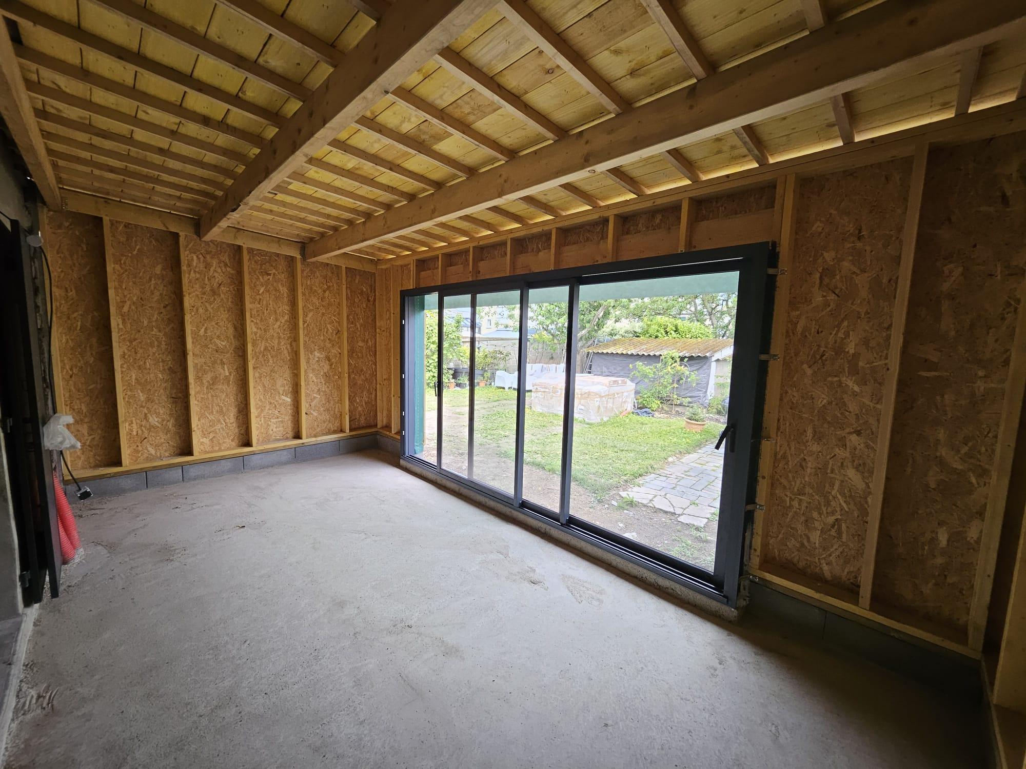Travaux de gros œuvre sur une extension de maison personnalisable en Bretagne